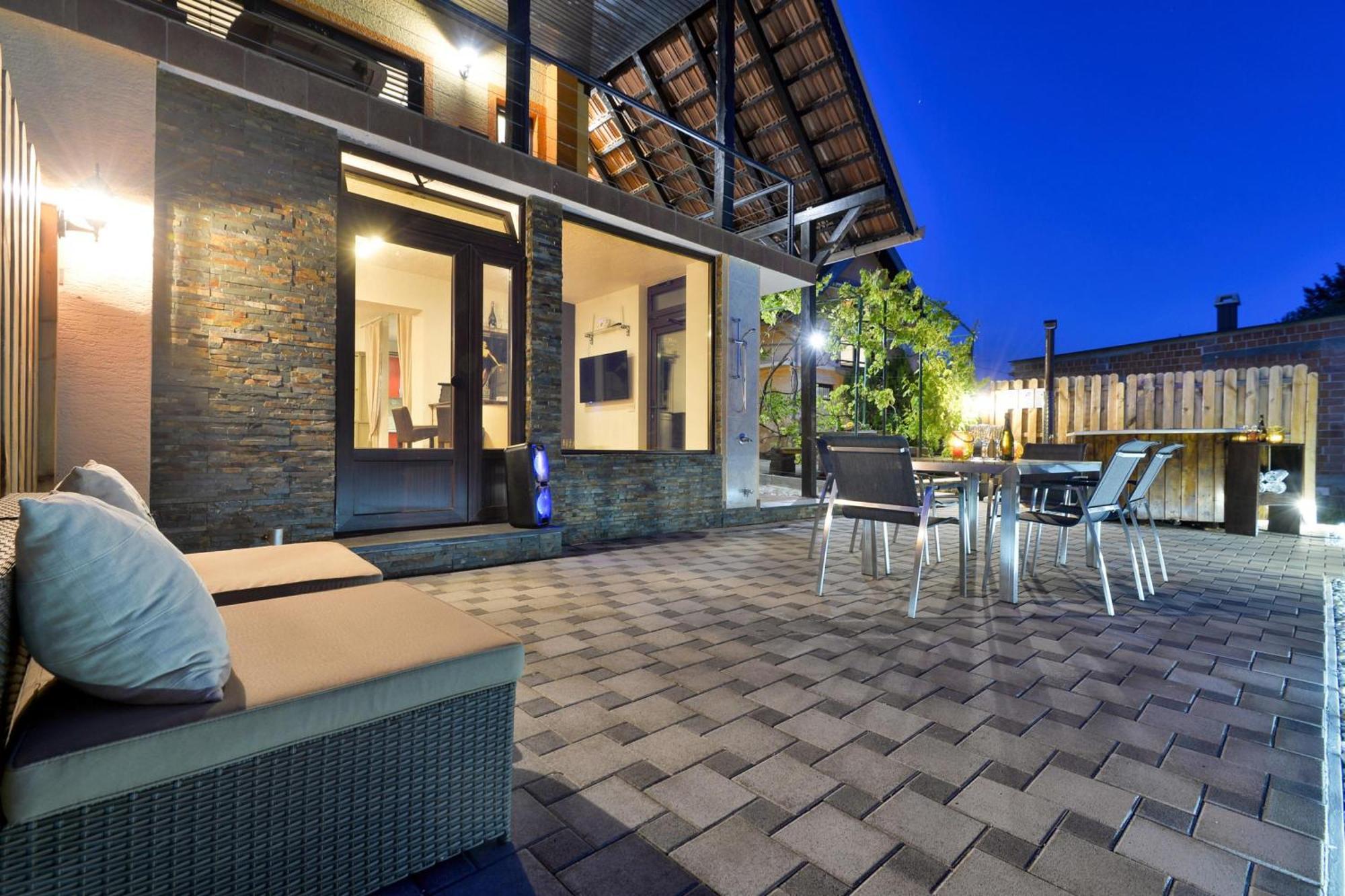 Jura'S Wellness House - Happy Rentals Biskupec Zelinski Dış mekan fotoğraf